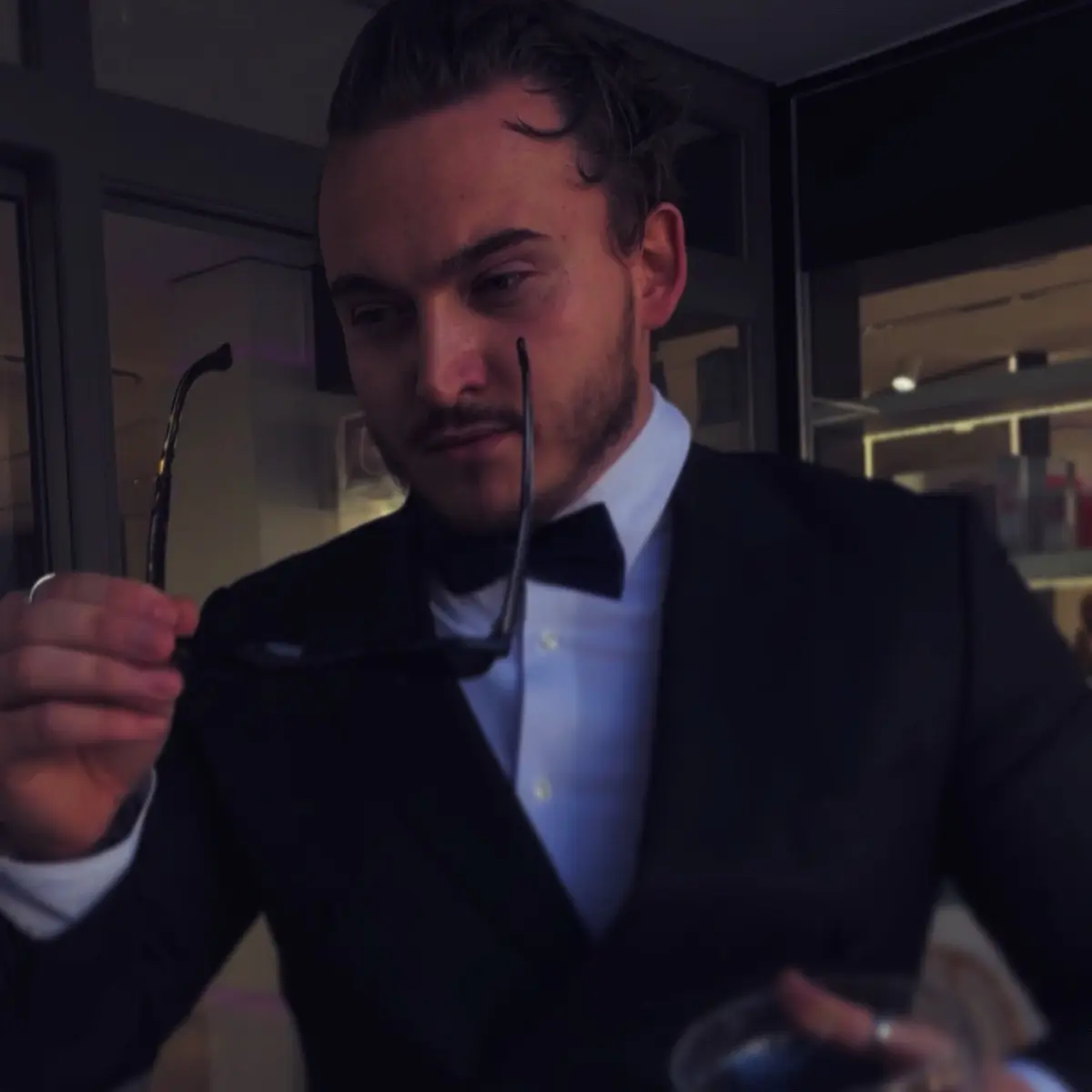 Дамир Хусяинов