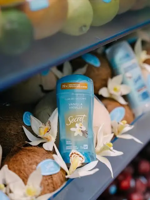 #безКэпаШИ
😀 Новогодний мерч в beauty: где бренды теряют деньги и что действительно работает
Каждый декабрь бренды выпускают мерч | Сетка — социальная сеть от hh.ru