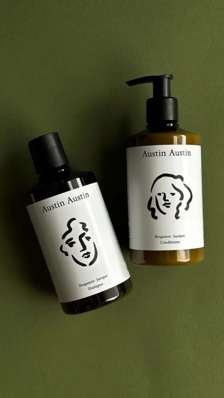 Продукт на стыке с искусством найден у бренда Austin Austin из Великобритании.
Компания-производитель органической косметики основана отцом и дочерью, Бесси и Ричардом, а нейминг – их фамилия Остин | Сетка — социальная сеть от hh.ru