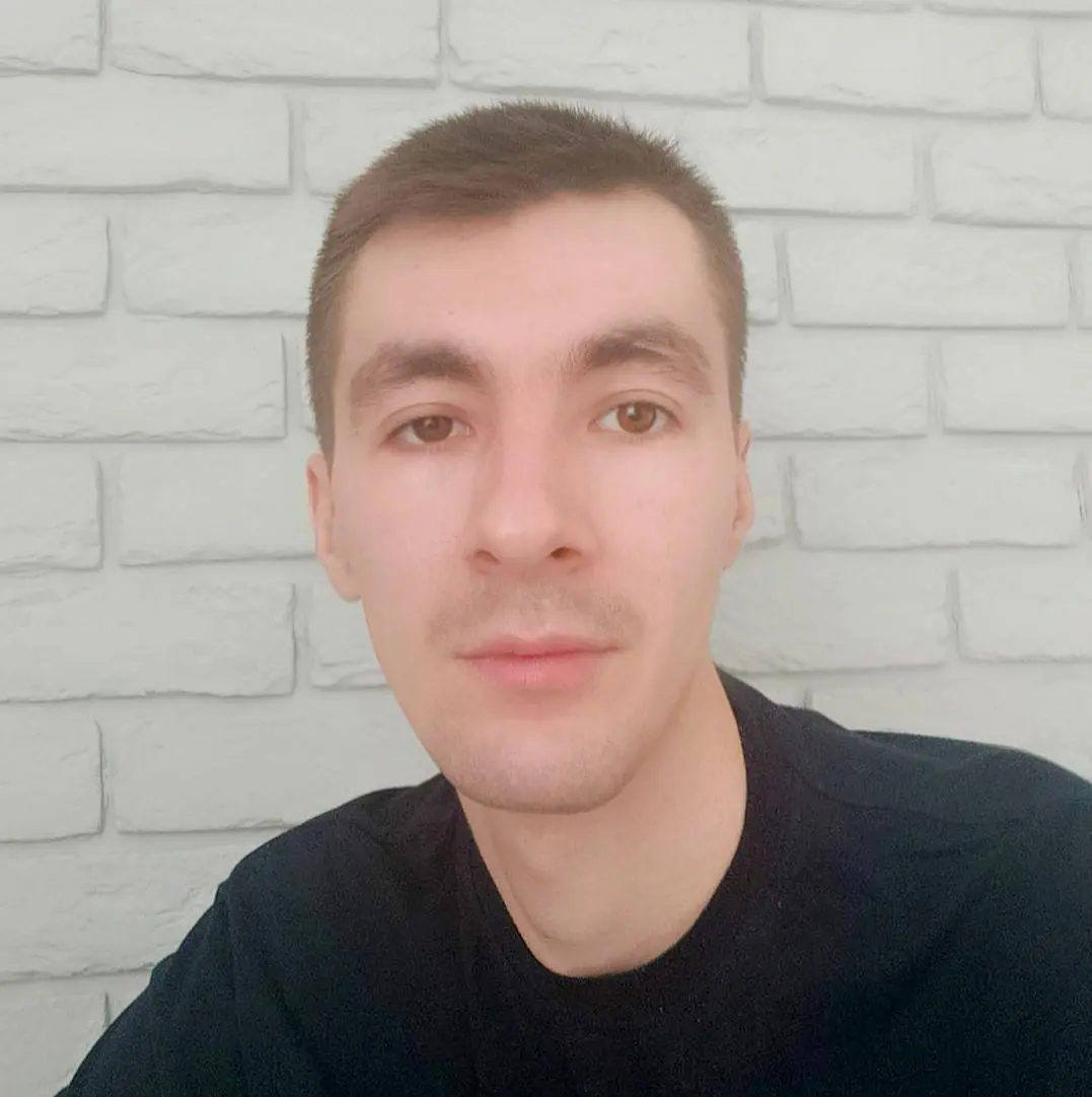 Максим Поляков