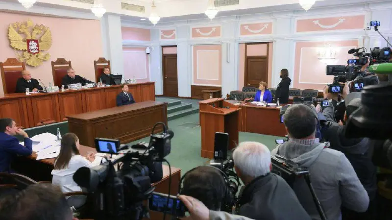 Есть особая, щемящая душу порода несправедливости.
Когда тебе противостоит не просто человек, а ощущение его великолепной вседозволенности | Сетка — социальная сеть от hh.ru