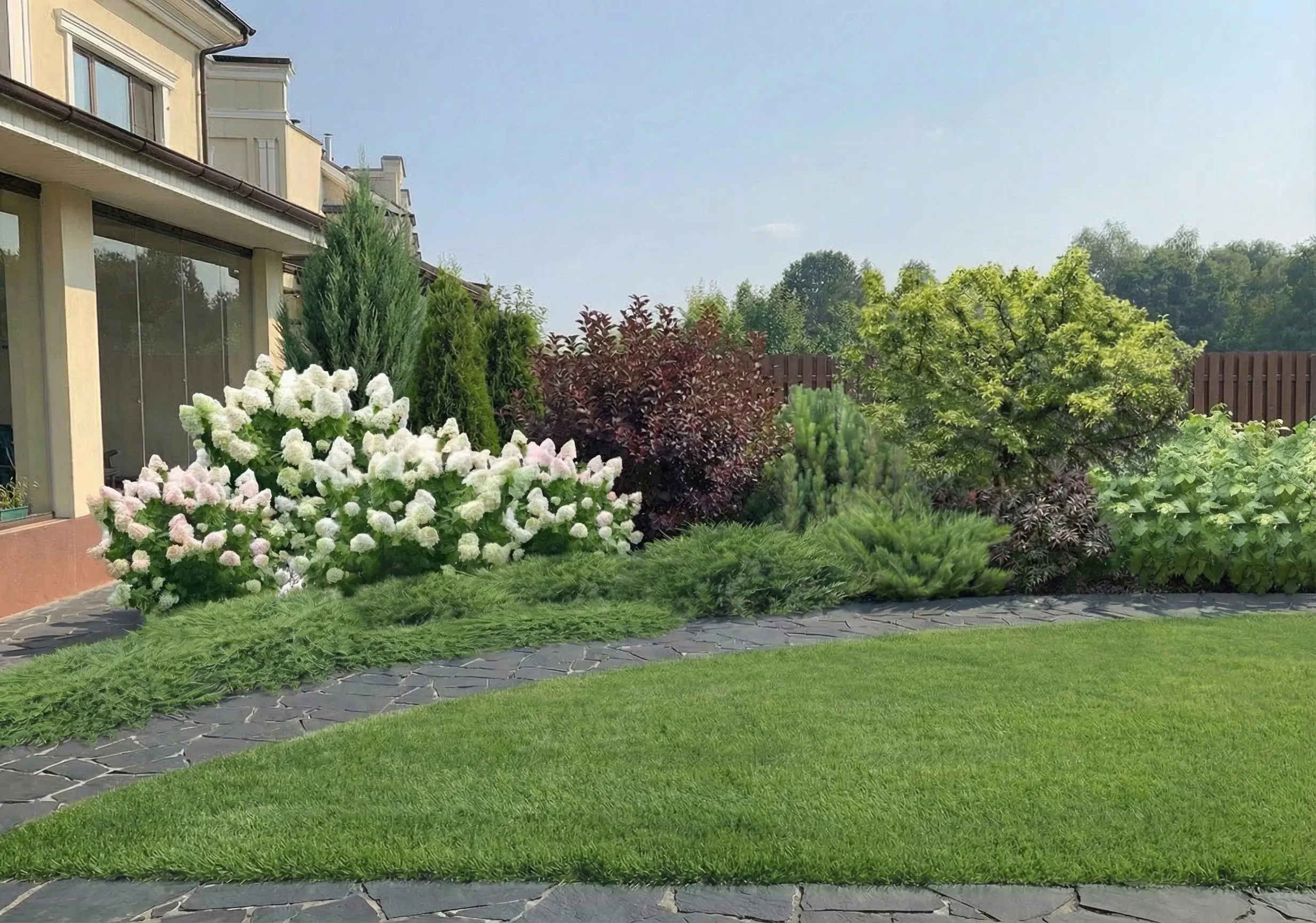 Визуализация одной из зон сада в нескольких вариантах: скетч в Procreate и фотореалистичные визуализации композиции в разные сезоны.
Это видовая точка обзор на которую открывается с двух сторон | Сетка — социальная сеть от hh.ru