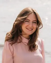 Юлия Симонова | Сетка — социальная сеть от hh.ru