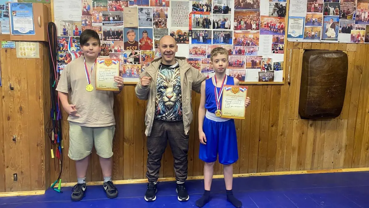 503 день дневник  
Победы и поражения. Говорю как тренер.  
Все хотят побеждать. Стоять с поднятой рукой, чувствовать рев трибун, держать кубок | Сетка — социальная сеть от hh.ru