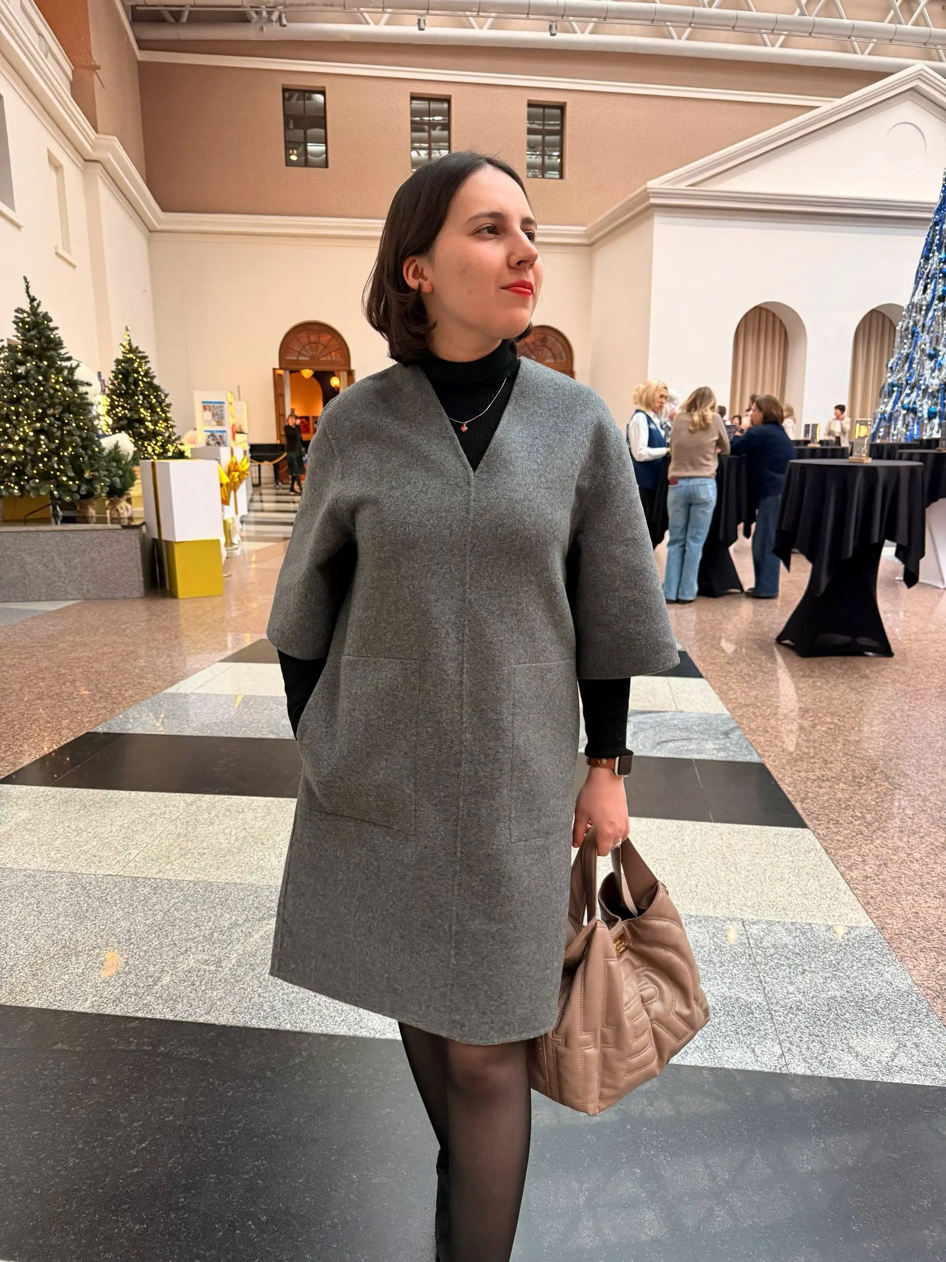 The Christmas is cooooming✨🎉🎊🌟 | Сетка — социальная сеть от hh.ru