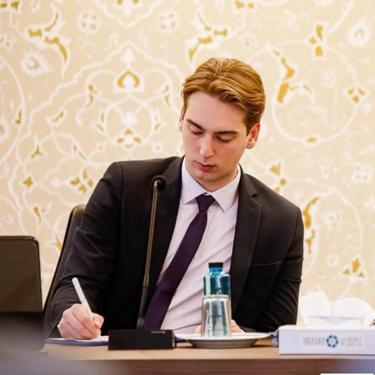 Network member avatar