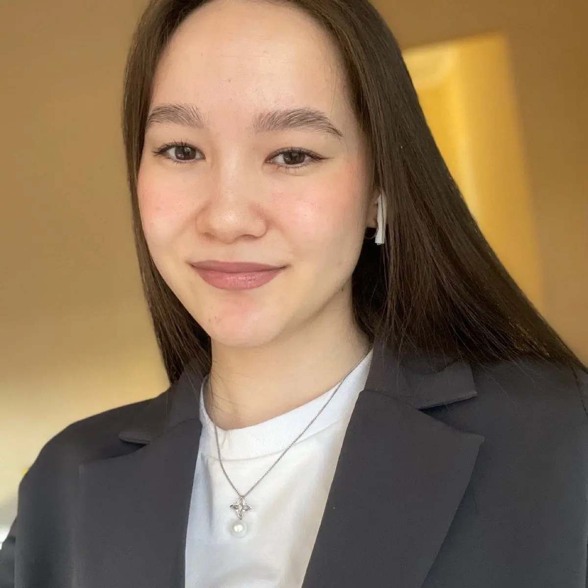 Диана Манасова | Сетка — социальная сеть от hh.ru