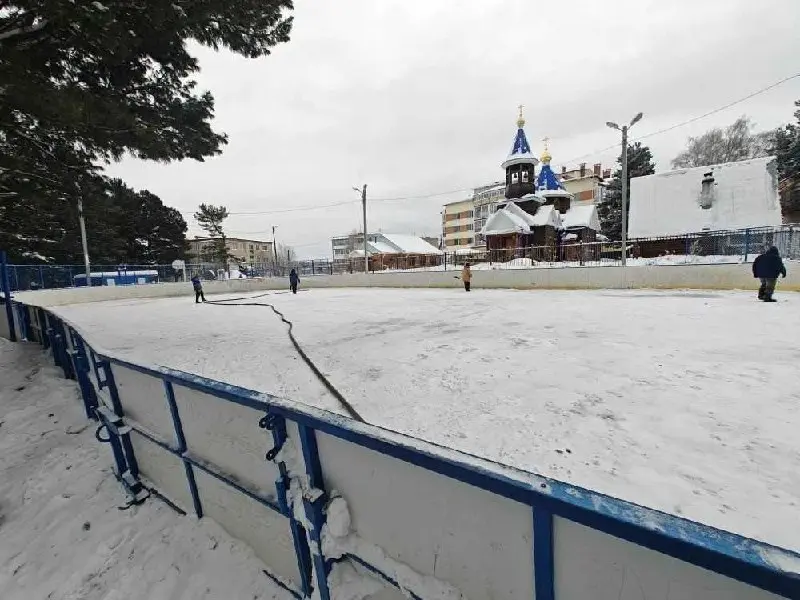 Томскводоканал залил каток в деревне Лоскутово
👍По инициативе активных жителей деревни депутат городской думы попросил водоканал помочь в организации катка | Сетка — социальная сеть от hh.ru