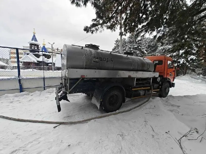Томскводоканал залил каток в деревне Лоскутово
👍По инициативе активных жителей деревни депутат городской думы попросил водоканал помочь в организации катка | Сетка — социальная сеть от hh.ru