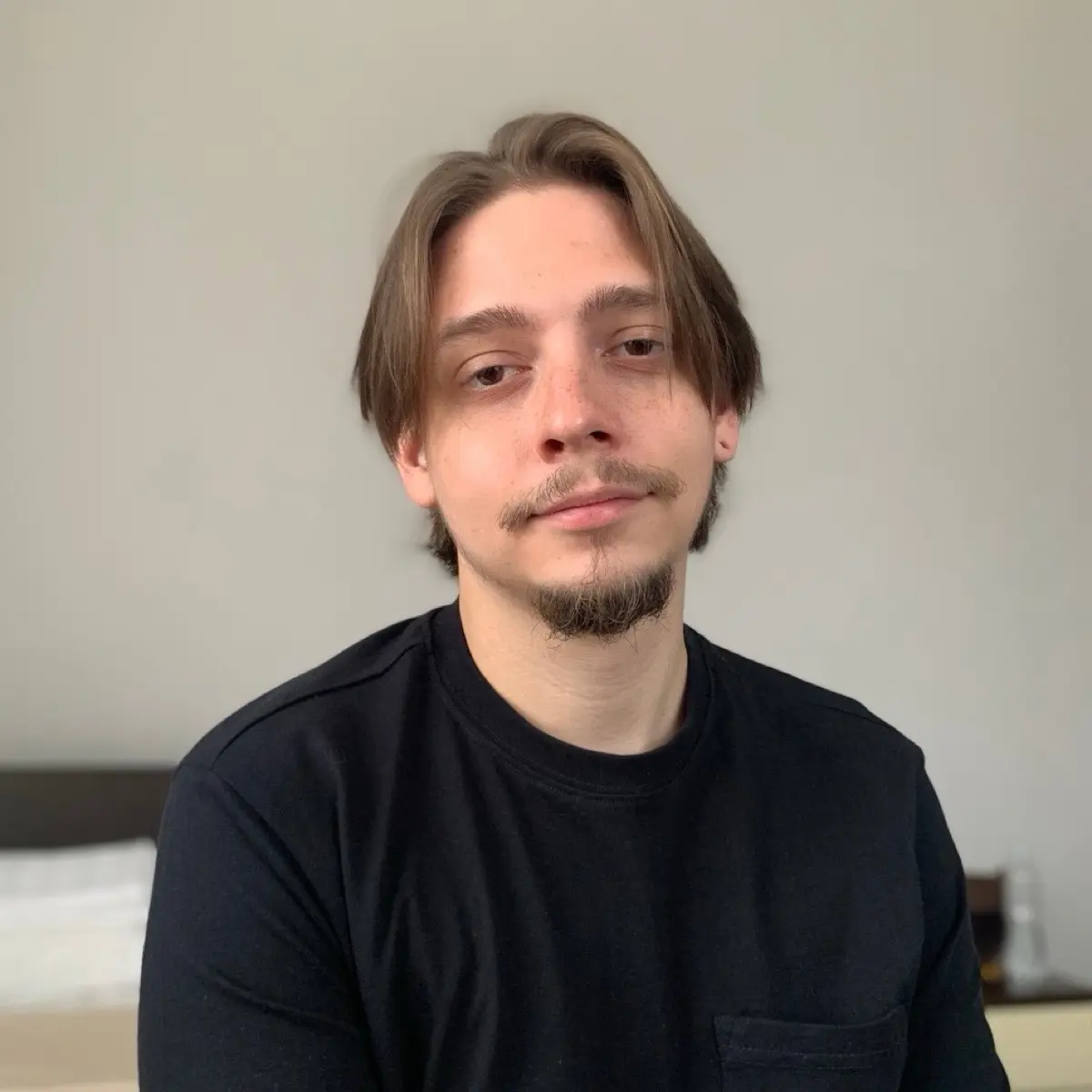 Владислав Кондратьев