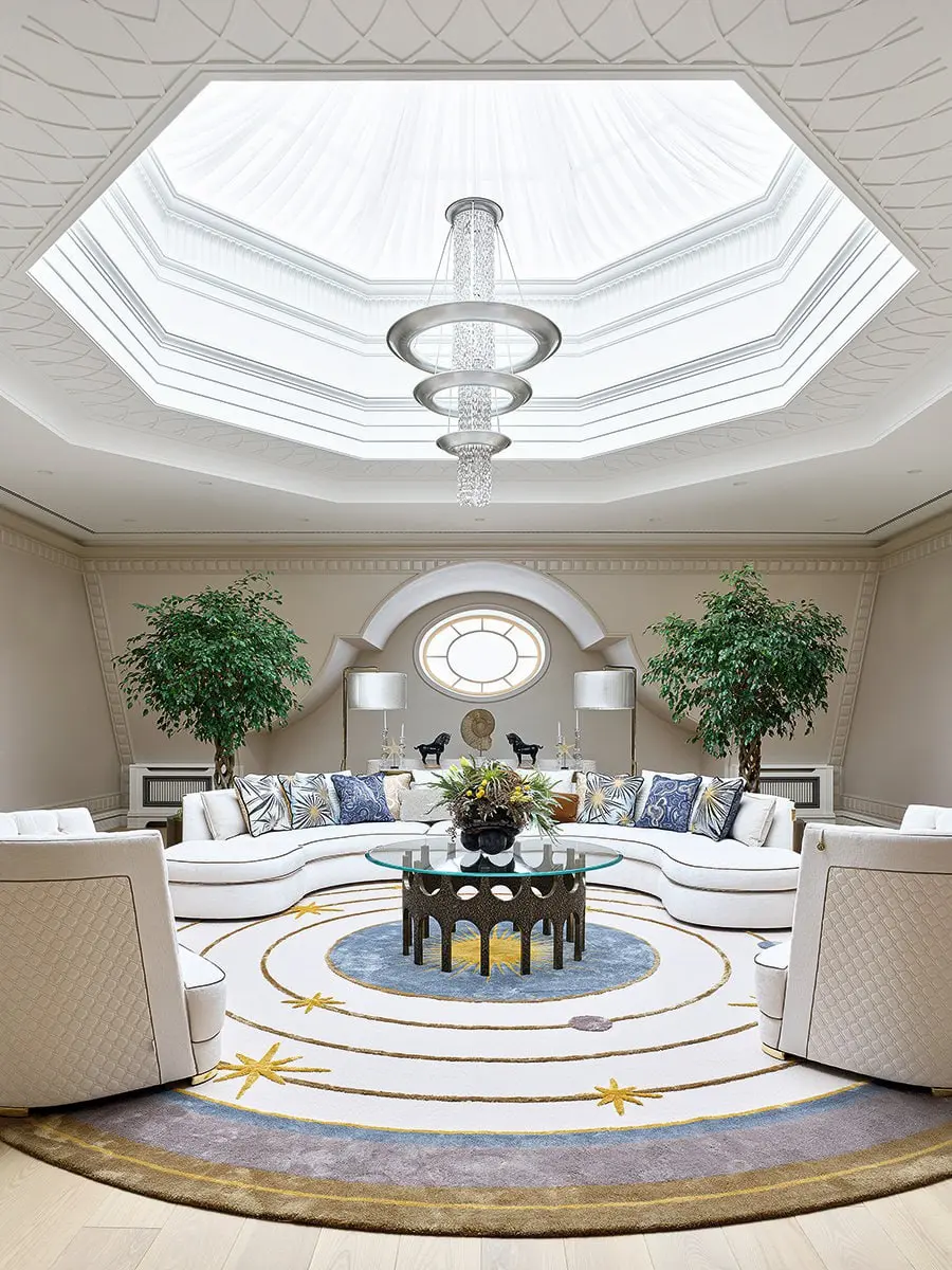 Архитектор Мария Бахарева выступила в роли декоратора огромного загородного дома для своих постоянных клиентов и умудрилась на двух с половиной тысячах квадратных метров погрузиться в дизайн не только... | Сетка — социальная сеть от hh.ru