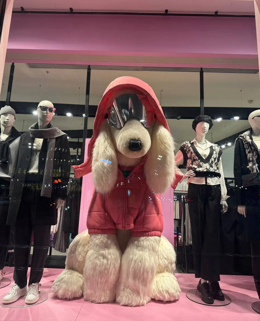 О навязанных скидках и дополнительных услугах.
📌 В договорах с покупателями больше нельзя ставить условия, по которым товар можно купить только при обязательной покупке дополнительных услуг | Сетка — социальная сеть от hh.ru