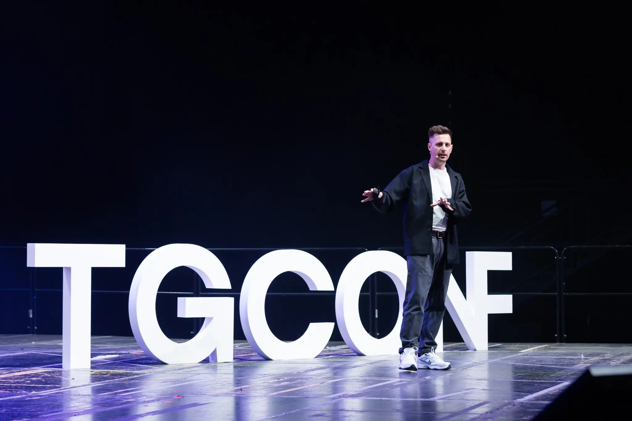 Мое выступление на TgConf 2025 | Сетка — социальная сеть от hh.ru