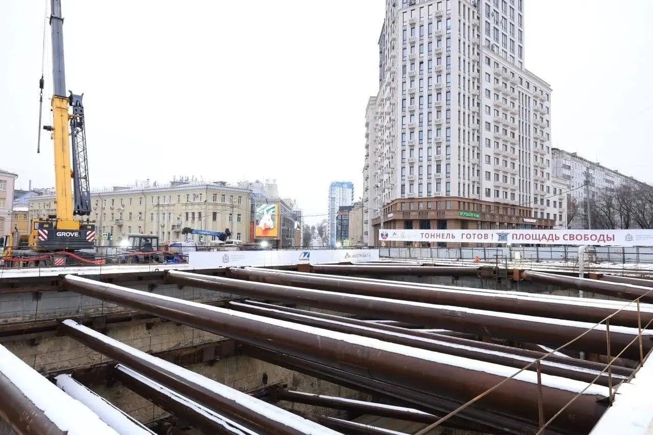 В Нижнем Новгороде завершено строительство двух тоннелей метро в рамках продления Автозаводской линии
В Нижнем Новгороде завершены тоннелепроходческие работы между будущими станциями «Сенная» и «Площа... | Сетка — социальная сеть от hh.ru