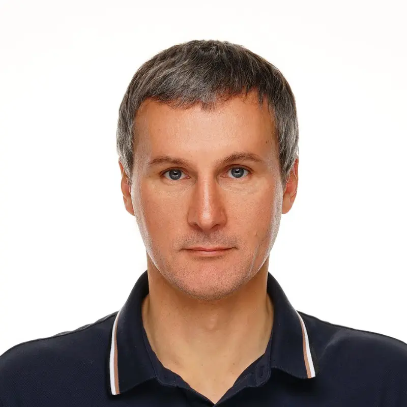 Игорь Калинин