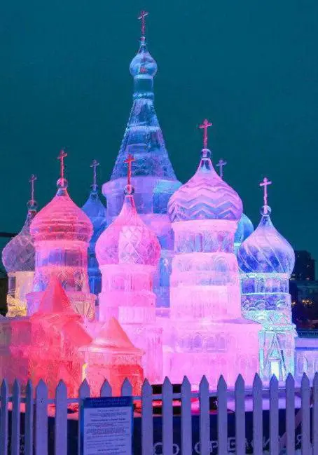❄️В Москве пройдет фестиваль ледовых фигур
20 декабря 14:00-17:00
Гостей ждут ледовые скульптуры, интерактивная программа и открытый мастер-класс от мастеров по льду | Сетка — социальная сеть от hh.ru