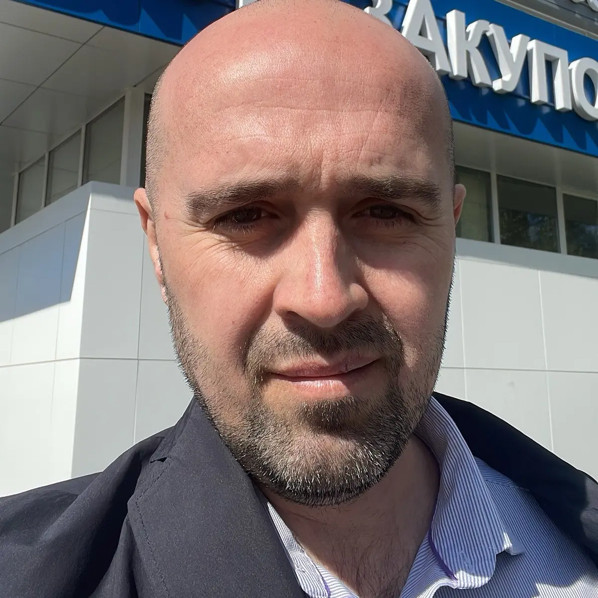 Дмитрий Бурцев | Сетка — социальная сеть от hh.ru