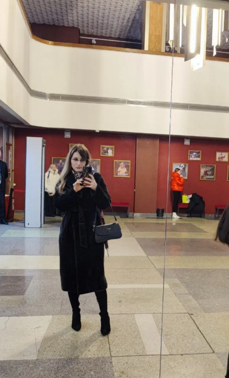 Сегодня на уроке по ораторскому мастерству читала текст Чарли Чаплина, очень сильный и актуальный:
Когда я полюбил себя, я понял, что тоска и страдания – это только предупредительные сигналы о том, чт... | Сетка — социальная сеть от hh.ru