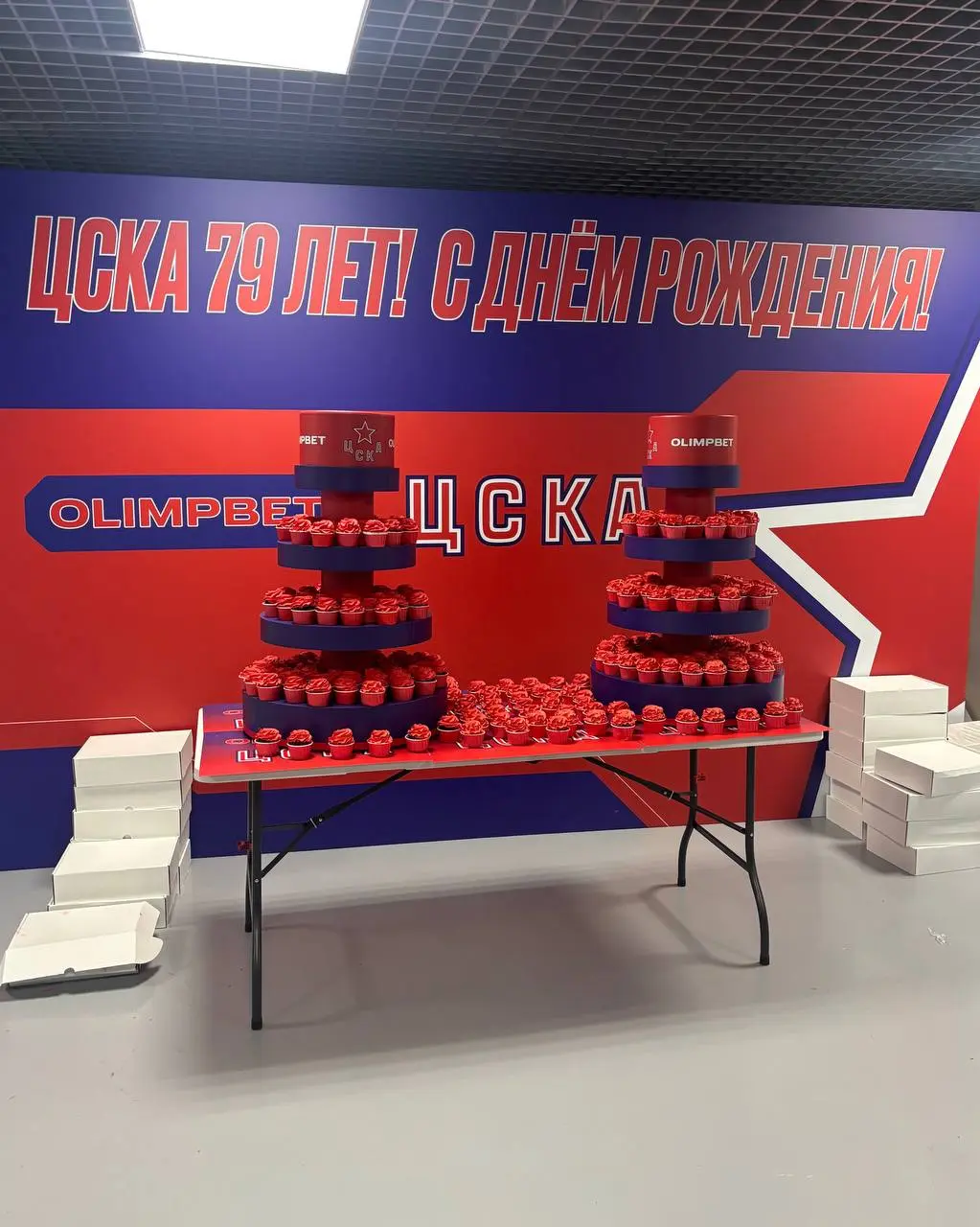 🏒 OLIMPBET подарил праздник фанам хоккея!
Активности и активации БК на дерби партнеров ЦСКА — Динамо | Сетка — социальная сеть от hh.ru