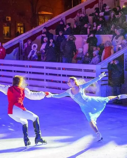 ⛸ Ледовое шоу «Композиторы» на площади Революции
26 декабря 16:00–20:15
В рамках доброй традиции проекта «Зима в Москве» на катках фестивальных площадок вновь пройдут ледовые шоу с участием лучших фиг... | Сетка — социальная сеть от hh.ru