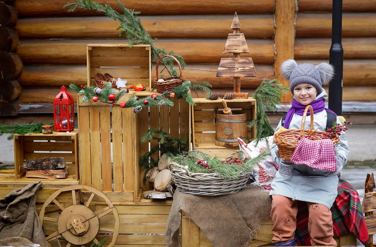 🎄Предновогодняя программа в Музее-заповеднике «Коломенское»
27-28 декабря с 12:00 до 17:00
27 декабря — «Праздник зимних игр и забав»
🍊Музыкальная и интерактивная программа
🍊Игровые активности
🍊Хорово... | Сетка — социальная сеть от hh.ru