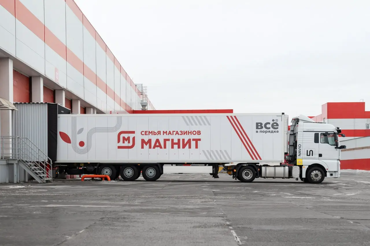 ⏺ «Магнит» совместно с Navio провел первые испытания автономных грузоперевозок по трассе М-12
Маршрут проходит от распределительного центра в Санкт‑Петербурге до Зеленодольска (Республика Татарстан) и... | Сетка — социальная сеть от hh.ru