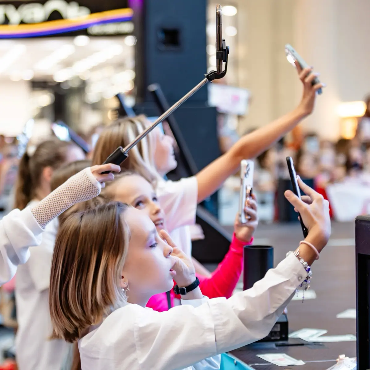 Работа детям и подросткам