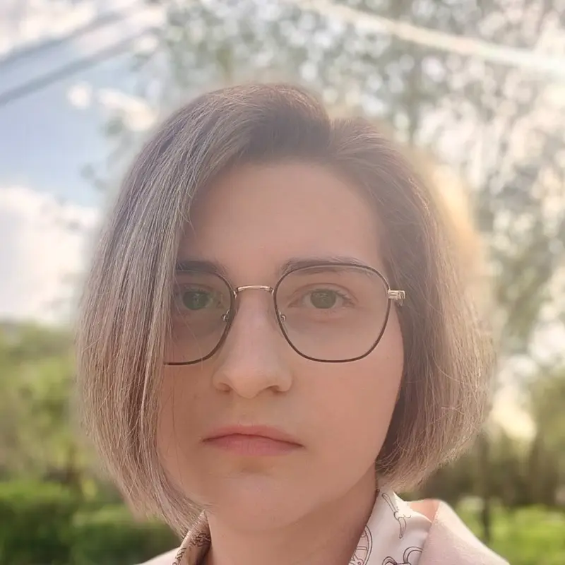 Александра Попова | Сетка — социальная сеть от hh.ru