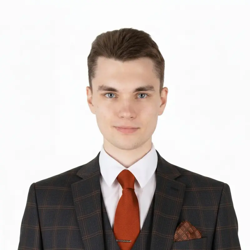 Михаил Антонов