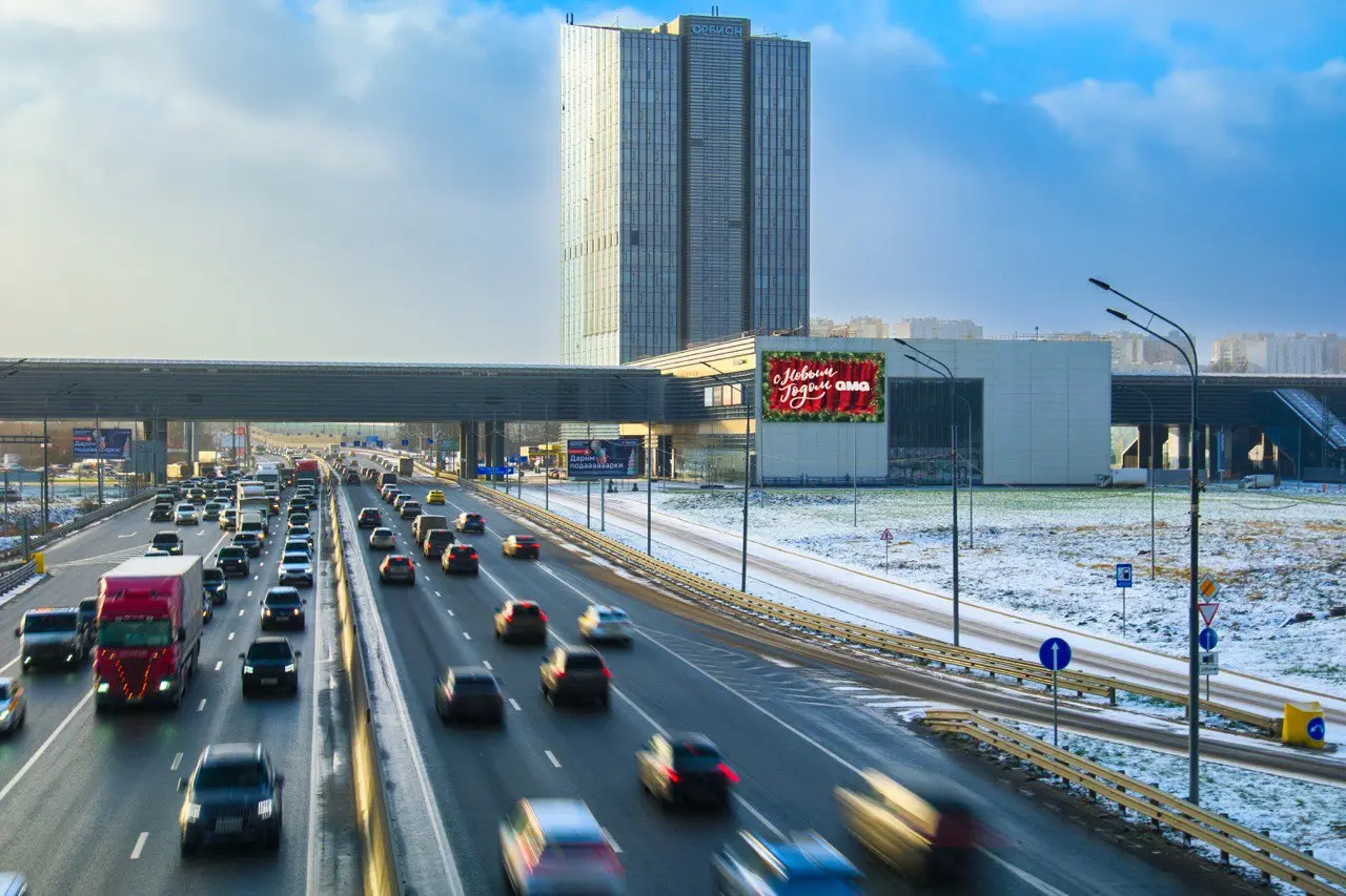 СЛЕДИТЕ ЗА НОВОСТЯМИ КОМАНДЫ GMG: В 2026 ГОДУ КОМПАНИЯ ПРЕДСТАВИТ НОВЫЕ ЭКСКЛЮЗИВНЫЕ ПРОЕКТЫ
Минское шоссе, ТЦ «Орбион», медиафасад 18,4×9,9 м
Минское шоссе увидит вас издалека на экране МФК «Орбион» ... | Сетка — социальная сеть от hh.ru