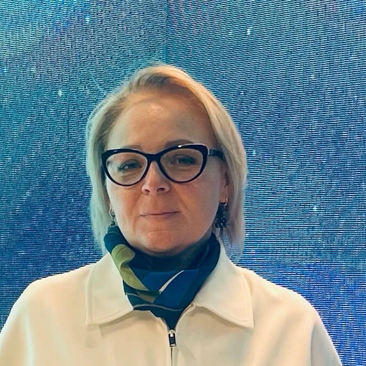 Елена Нейфельд