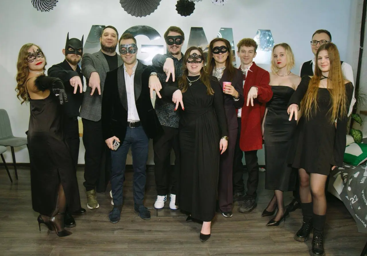 Немного фоточек с корпоратива 🥂 | Сетка — социальная сеть от hh.ru