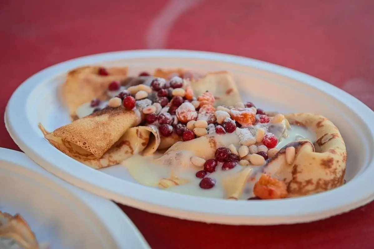 🥘 Бесплатный гастрофестиваль «Вкусные морозы» открывается в выходные
с 27 декабря по 11 января
В программе:
🔸дегустации от местных фермеров и производителей натуральных продуктов
🔸блюда как современно... | Сетка — социальная сеть от hh.ru