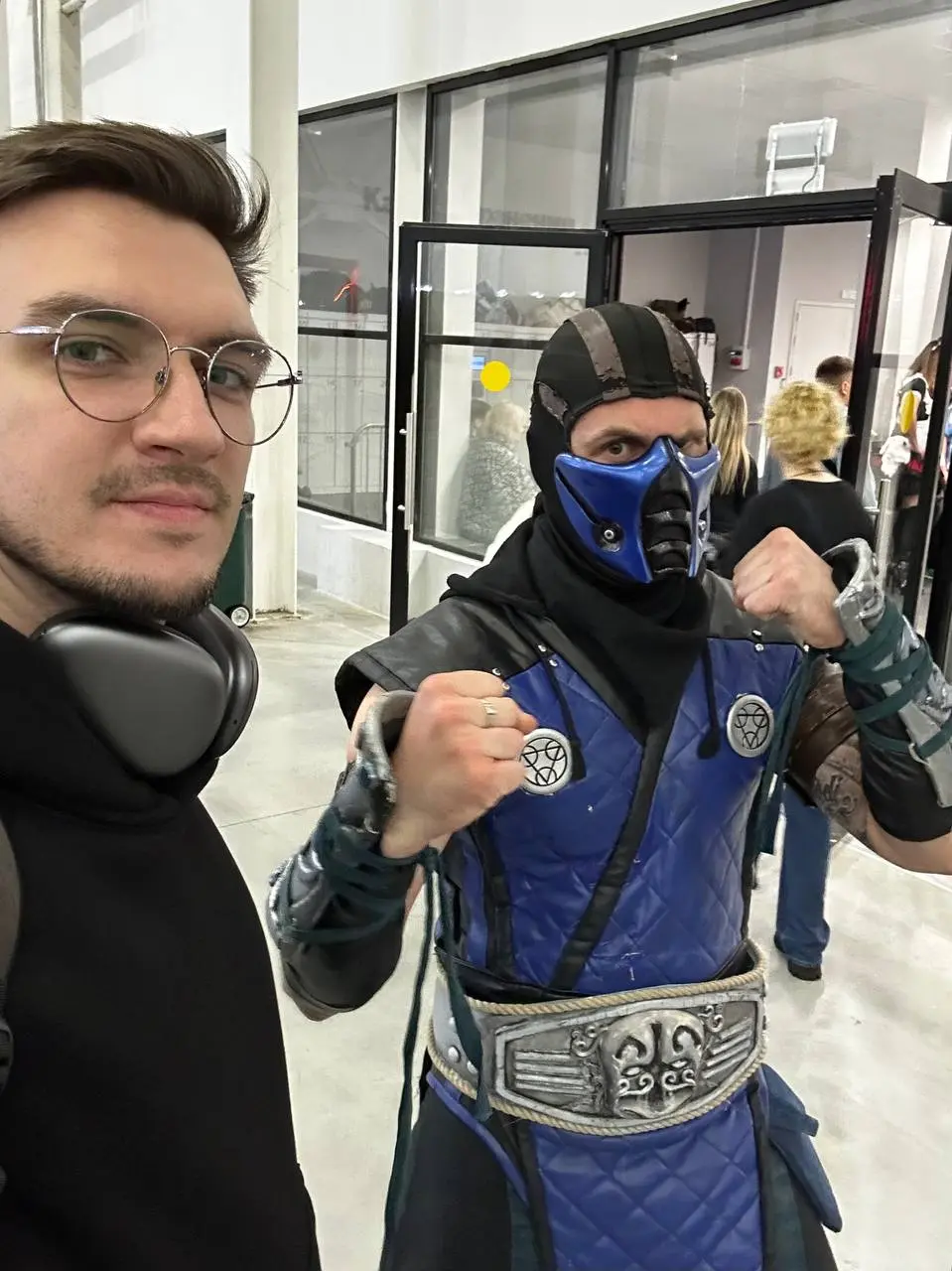 ComicCon/ИгроМир в Москве наконец вернулся после очень долгого перерыва. Сразу было видно: народ жутко соскучился | Сетка — социальная сеть от hh.ru