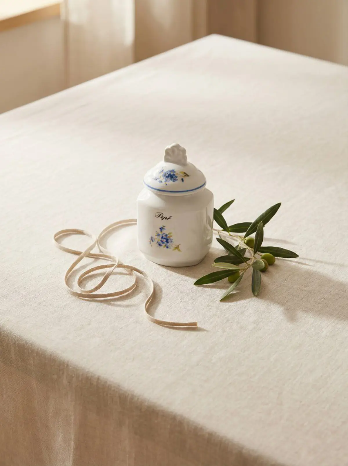 Карточки на ВБ. Чешский фарфор | Сетка — социальная сеть от hh.ru