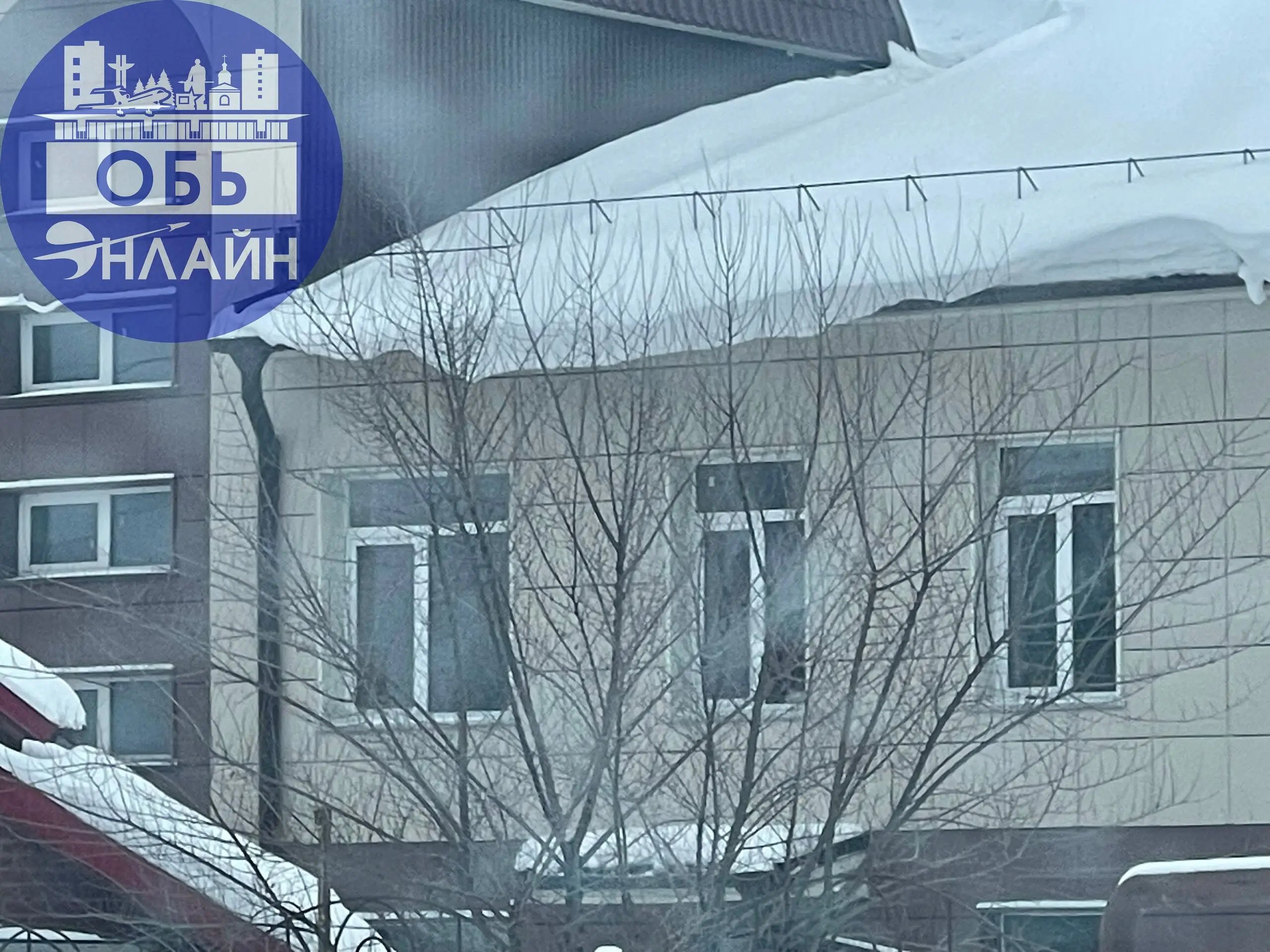 ↗ Руководство нашей «помирайки» пытается поддерживать статистику? Иначе как можно объяснить такие шапки снега на одном из главных социальных объектов города?
vk.ru
Подробнее на https://vk.com/ob | Сетка — социальная сеть от hh.ru