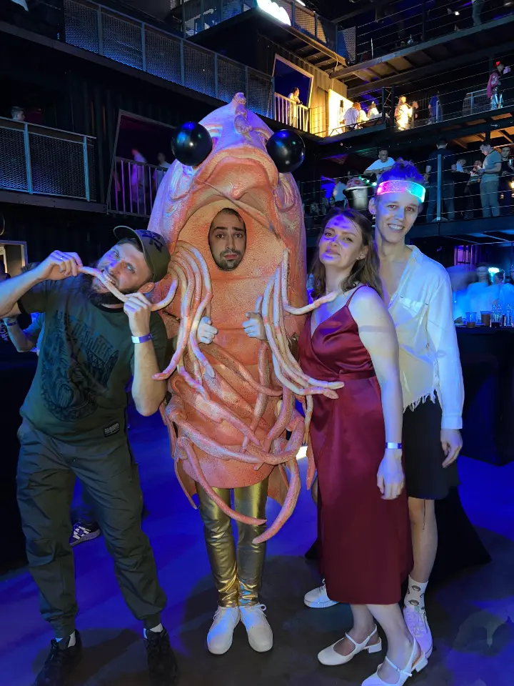 Сила нетворкинга, всех обнял 🫶🏻 | Сетка — социальная сеть от hh.ru