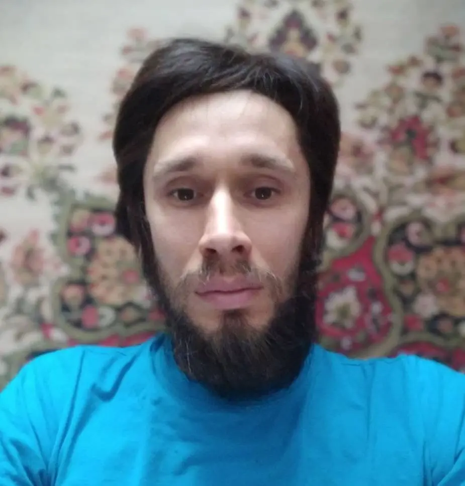 Анатолий Иванов