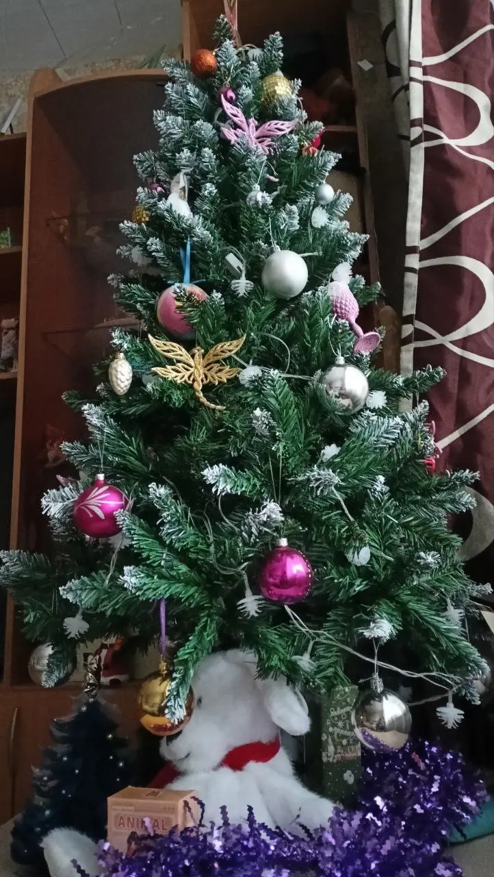 Запилим челлендж?)))
У кого какая елка? 🌲 хвалитесь!!! 🥰 | Сетка — социальная сеть от hh.ru