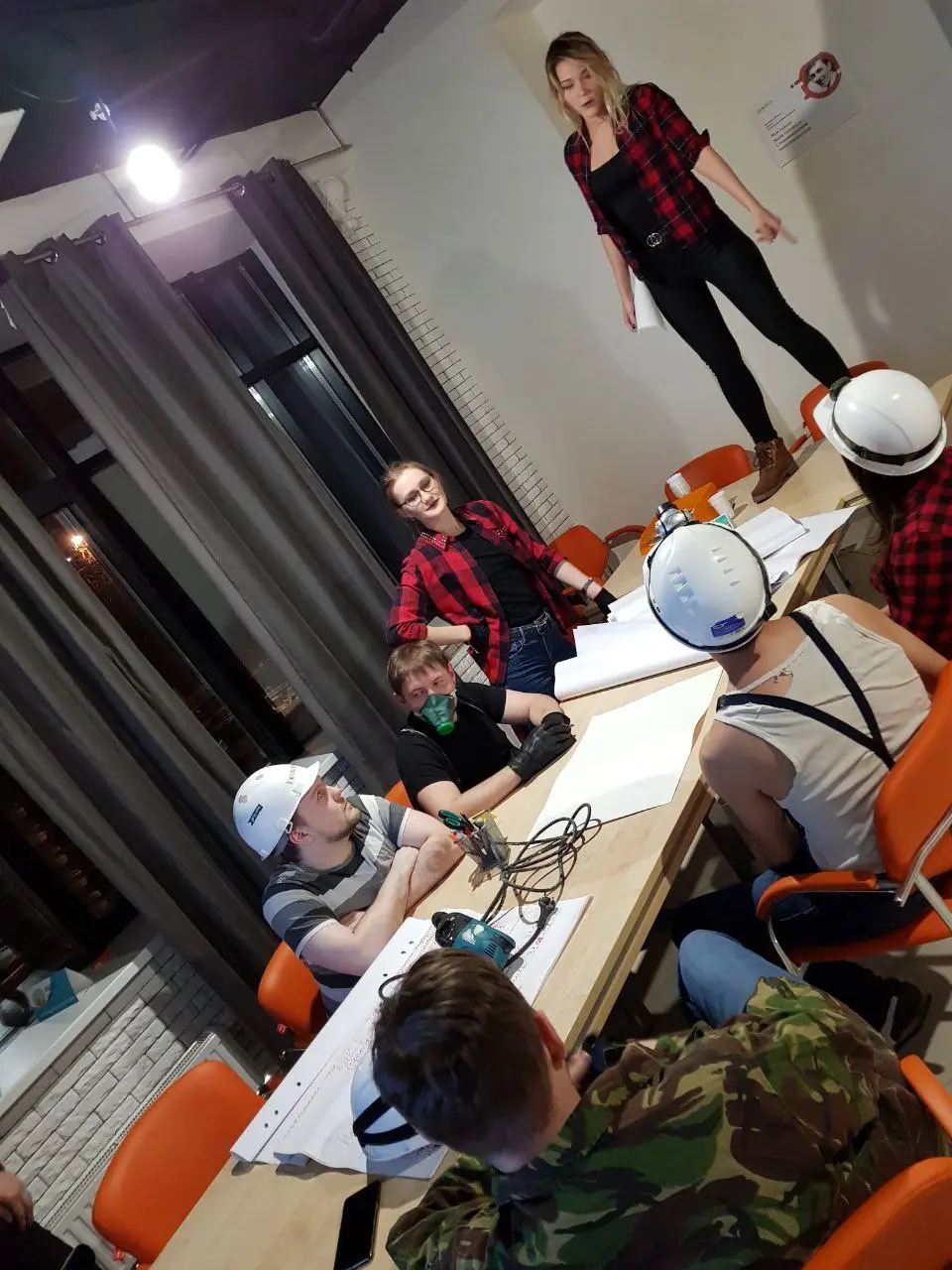🌲 Череда новогодних корпоративов завершается. Делюсь с вами цифрами по теме и своим подходом | Сетка — социальная сеть от hh.ru