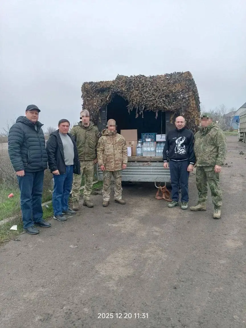 Ставропольцы продолжают поддерживать наших бойцов СВО в преддверии Нового года ❄️
Делегация Туркменского округа навестила военнослужащих, которые выполняют задачи на передовой | Сетка — социальная сеть от hh.ru
