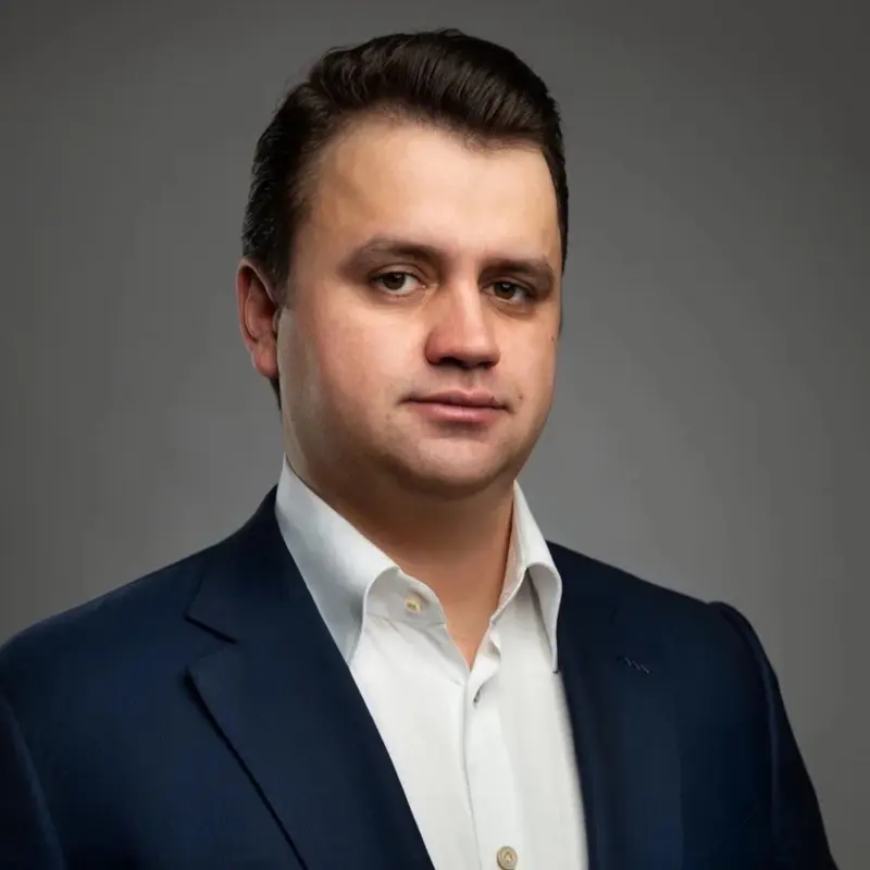 Никита Константинов