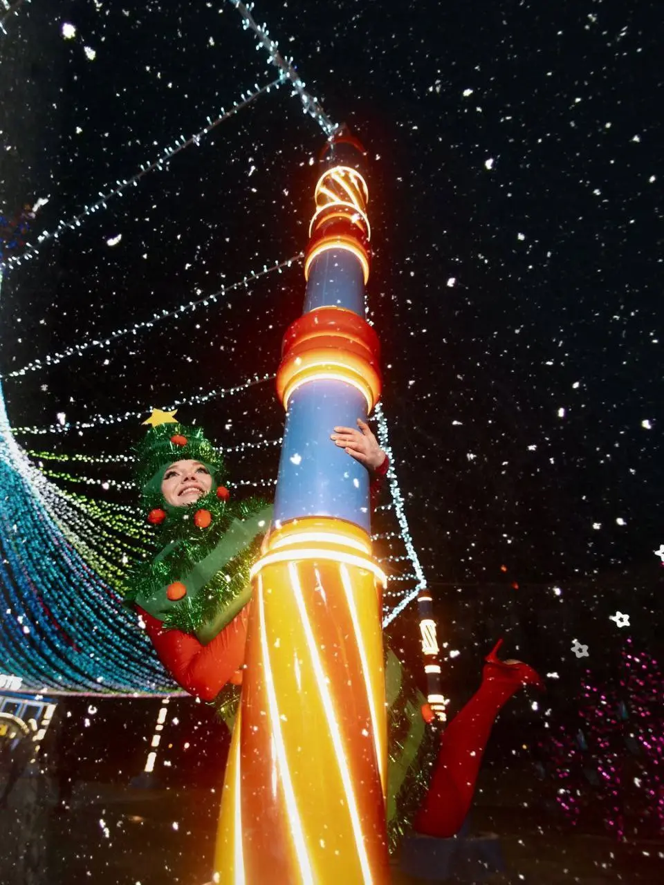 🥳🎄Если бы дух новогоднего праздника был человеком
Всем отличного настроения!
📸 Наталья Радаева | Сетка — социальная сеть от hh.ru