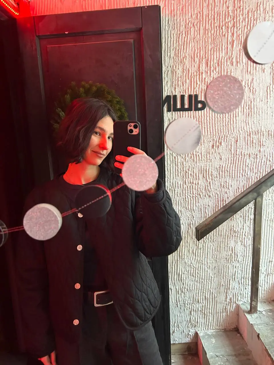 Хочу сказать лишь одно: у меня до сих пор, как в детстве, мурашки от Кэри Гранта. 💎
Желаю вам проводить свои дни согласно своему сердцу и душе 🤍 | Сетка — социальная сеть от hh.ru