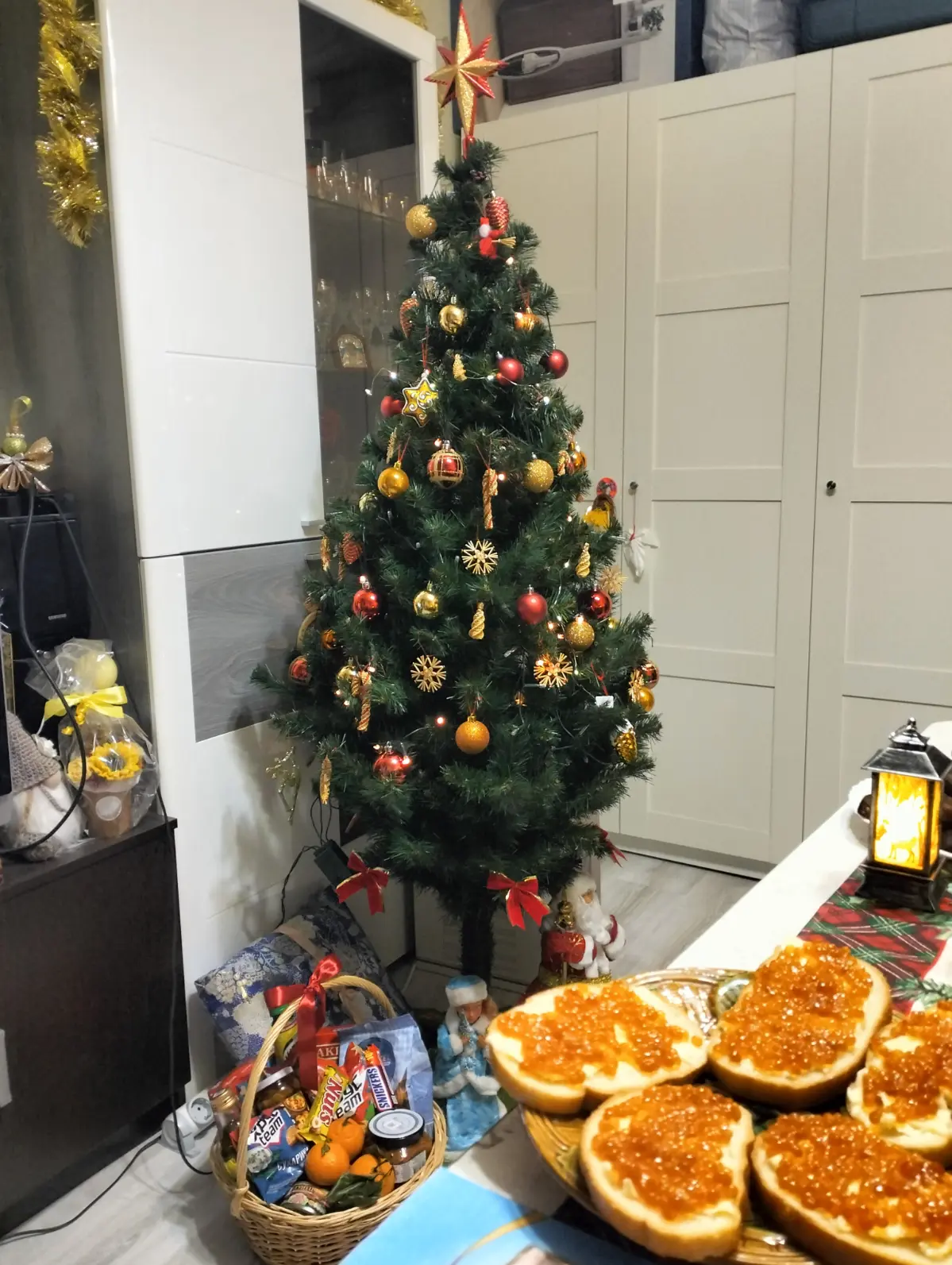 Новогодний стол ☺️🎄
Едаааа! 🥗 😃 | Сетка — социальная сеть от hh.ru