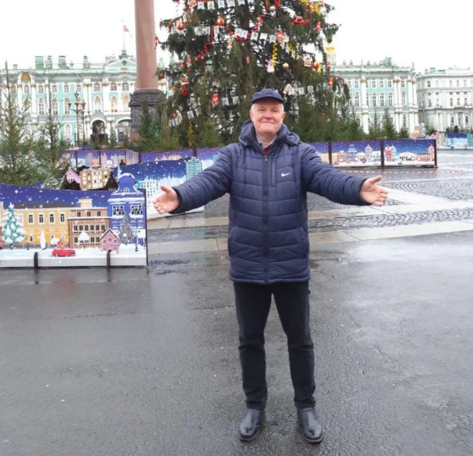 Как идеализация разрушает счастье.
 
Вы влюбляетесь не в человека.
Вы влюбляетесь в иллюзию | Сетка — социальная сеть от hh.ru