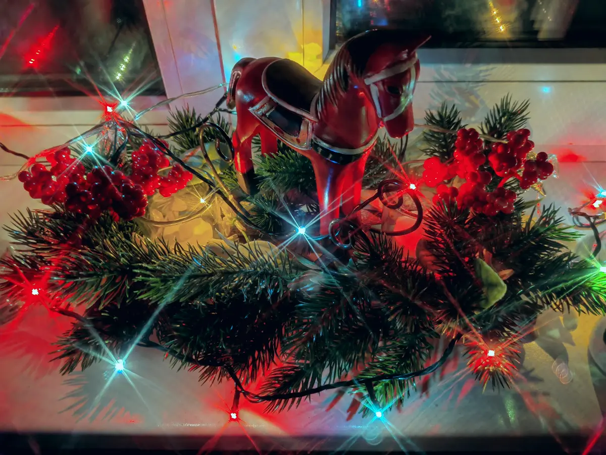 Новогодний декор своими руками.
❄🎀 | Сетка — социальная сеть от hh.ru