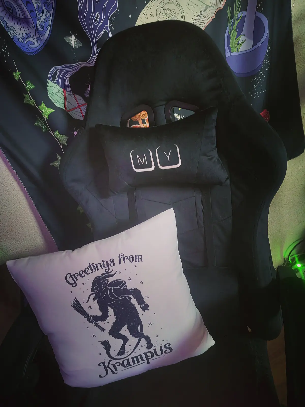 Новогоднее рабочее место. 🎄 | Сетка — социальная сеть от hh.ru