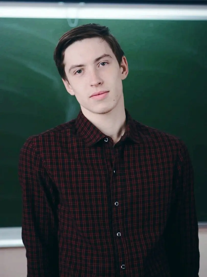 Дмитрий Кучеренко | Сетка — социальная сеть от hh.ru