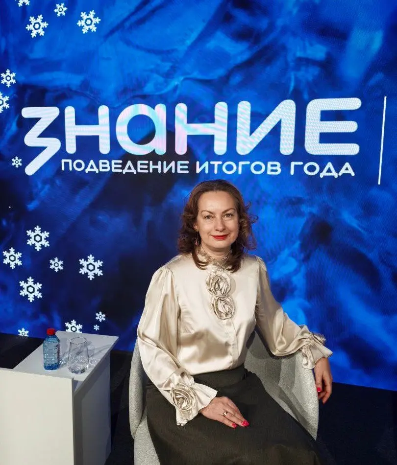 Ну, как, друзья, вам в 2026 году?
Отдыхайте, наслаждайтесь, кайфуйте, общайтесь и приходите к нам на программы и проекты:
05 | Сетка — социальная сеть от hh.ru